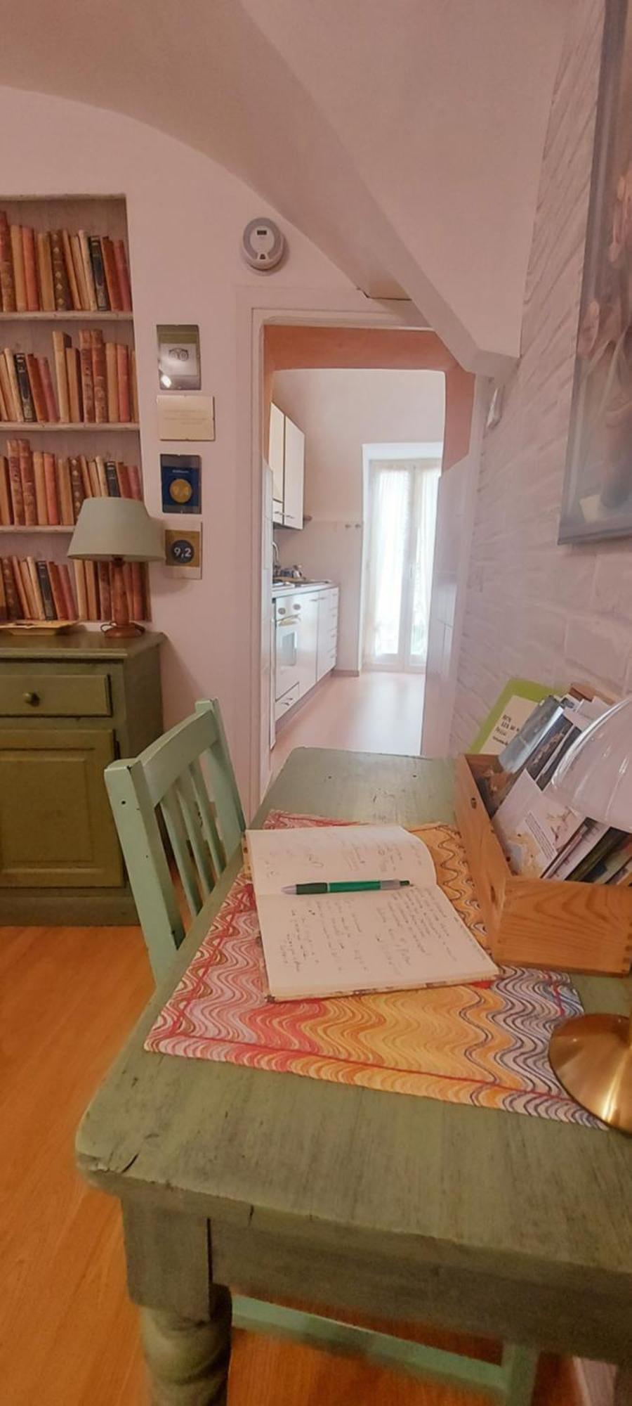 B&B Dei Doria & Suite โดลเชอักกวา ภายนอก รูปภาพ